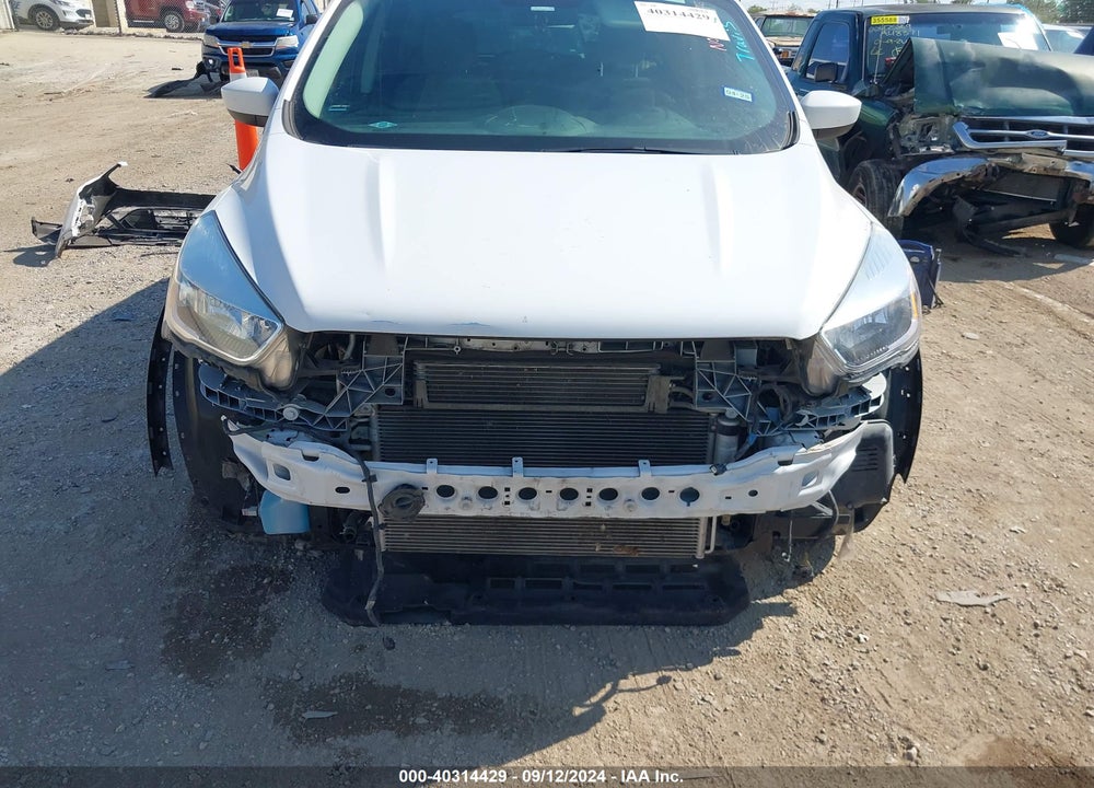 2018 FORD ESCAPE SE VIN: 1FMCU0GD7JUB54446