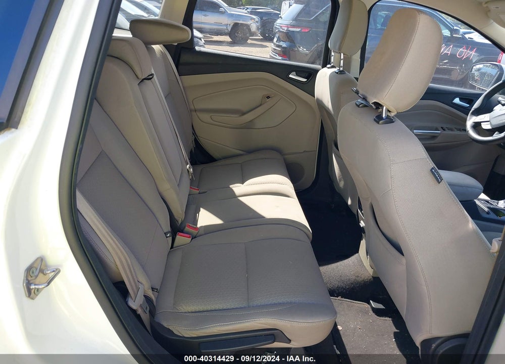 2018 FORD ESCAPE SE VIN: 1FMCU0GD7JUB54446