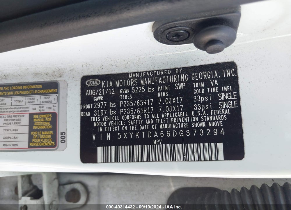 2013 KIA SORENTO LX VIN: 5XYKTDA66DG373294