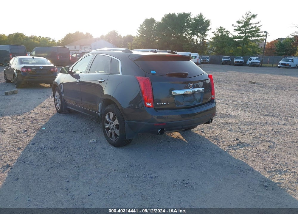 2015 CADILLAC SRX LUXURY COLLECTION VIN: 3GYFNEE37FS618830
