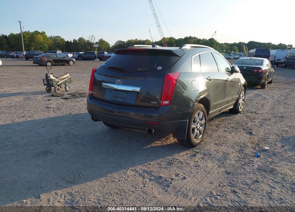 2015 CADILLAC SRX LUXURY COLLECTION VIN: 3GYFNEE37FS618830