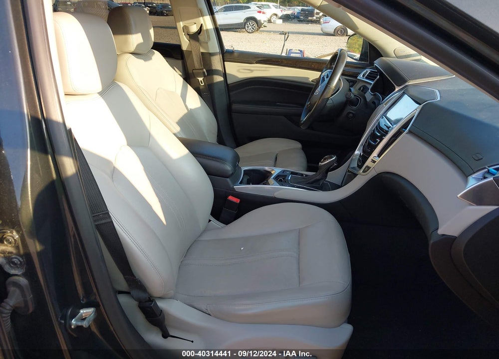 2015 CADILLAC SRX LUXURY COLLECTION VIN: 3GYFNEE37FS618830