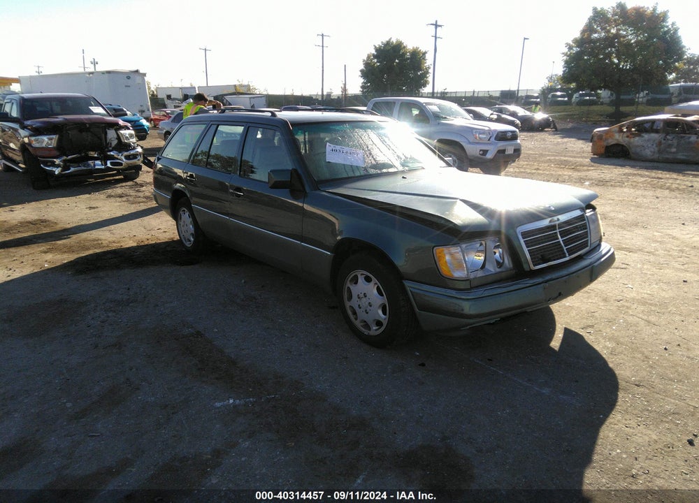 1994 MERCEDES-BENZ E 320 VIN: WDBEA92E9RF282924