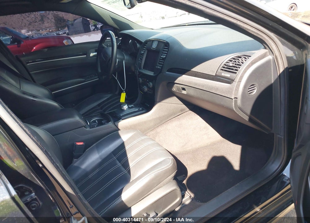 2018 CHRYSLER 300 300S VIN: 2C3CCABG4JH338099