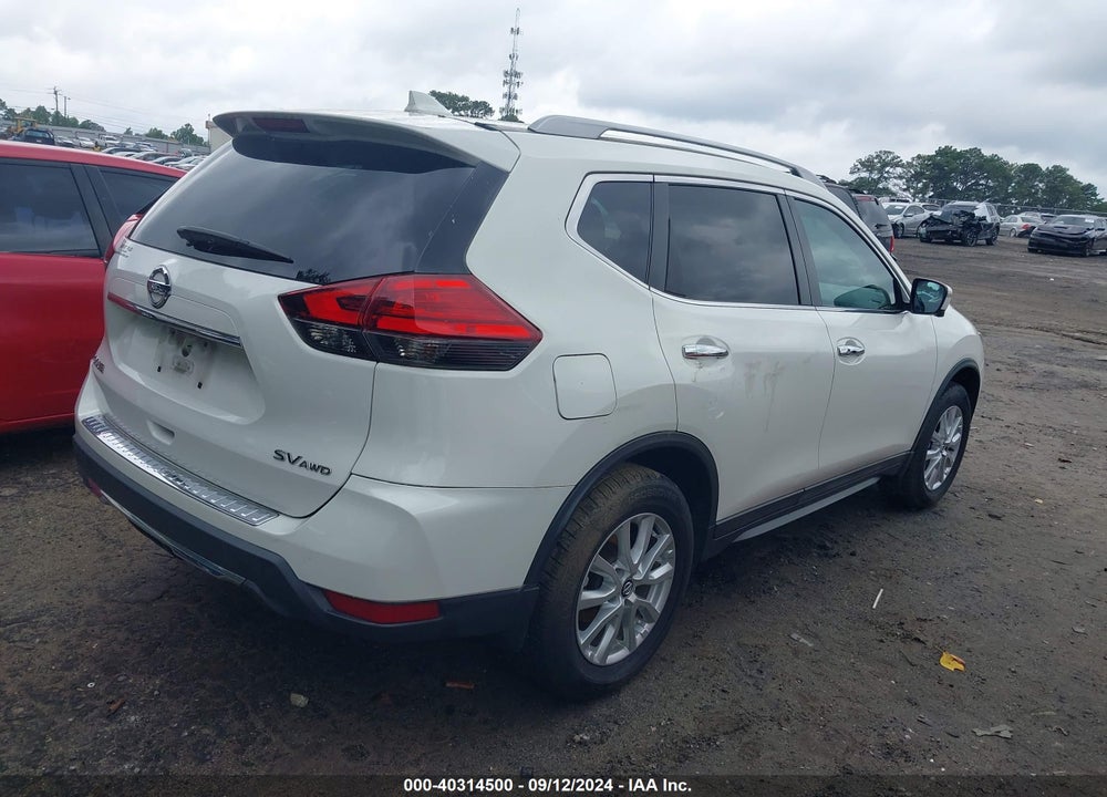 2017 NISSAN ROGUE SV VIN: 5N1AT2MV4HC828748