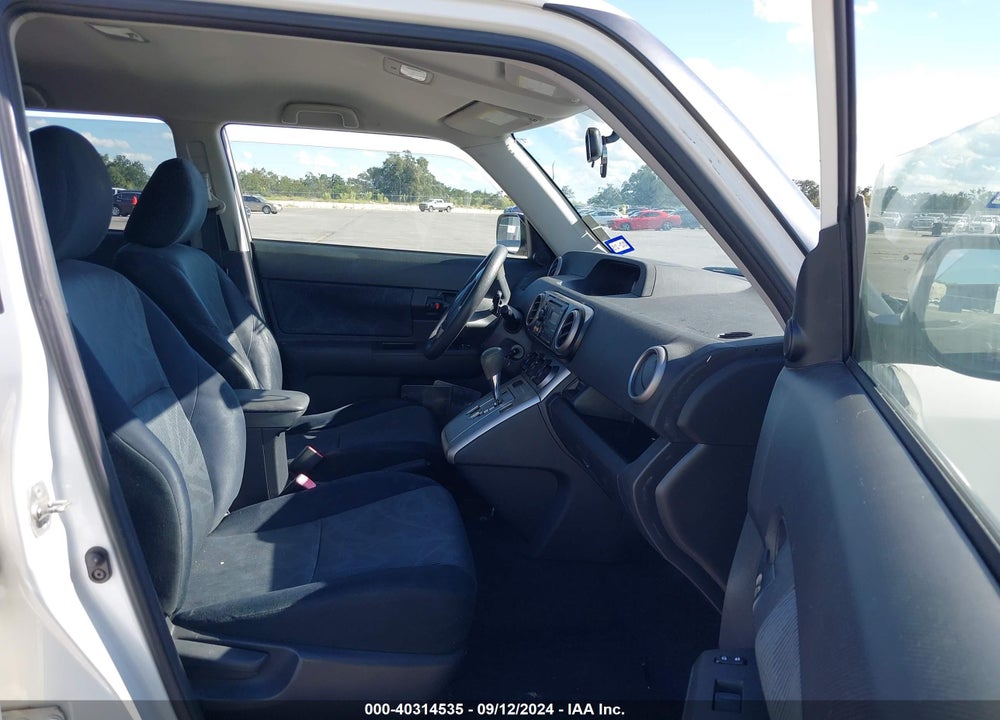 2012 SCION XB VIN: JTLZE4FEXCJ013022