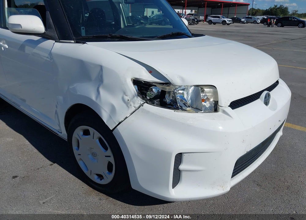 2012 SCION XB VIN: JTLZE4FEXCJ013022