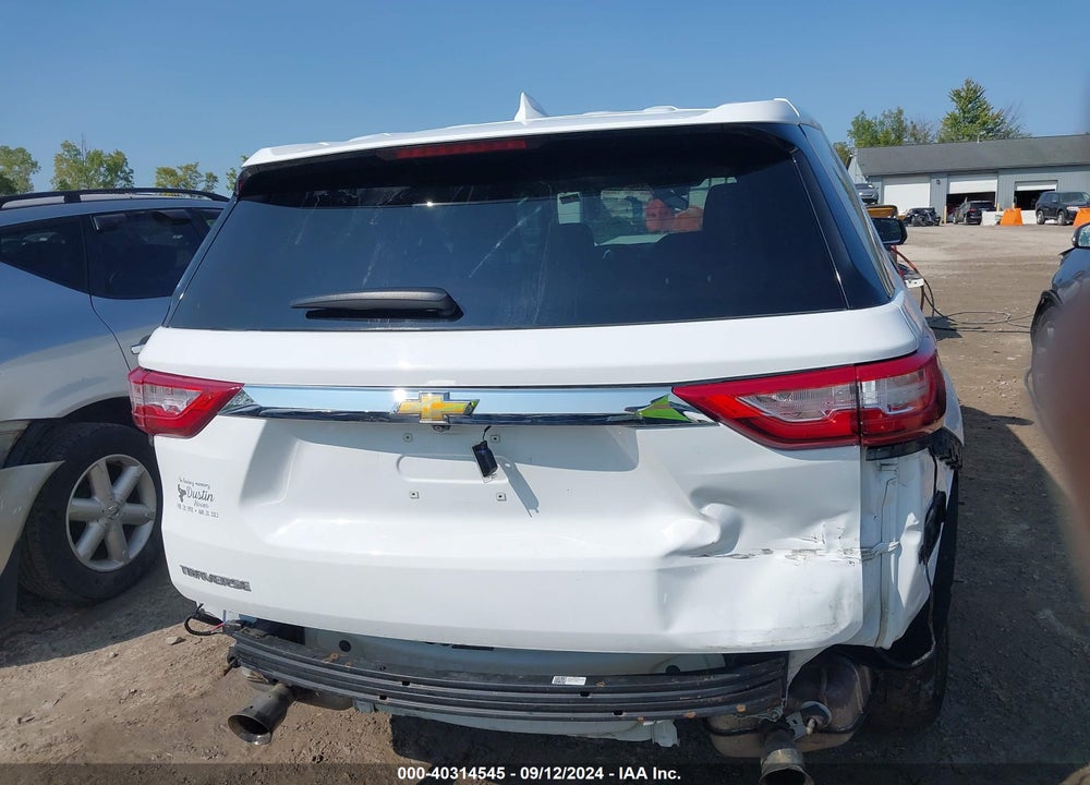 2020 CHEVROLET TRAVERSE FWD LS VIN: 1GNERFKW6LJ244144