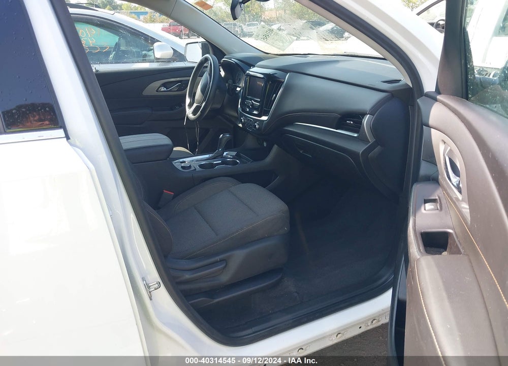 2020 CHEVROLET TRAVERSE FWD LS VIN: 1GNERFKW6LJ244144