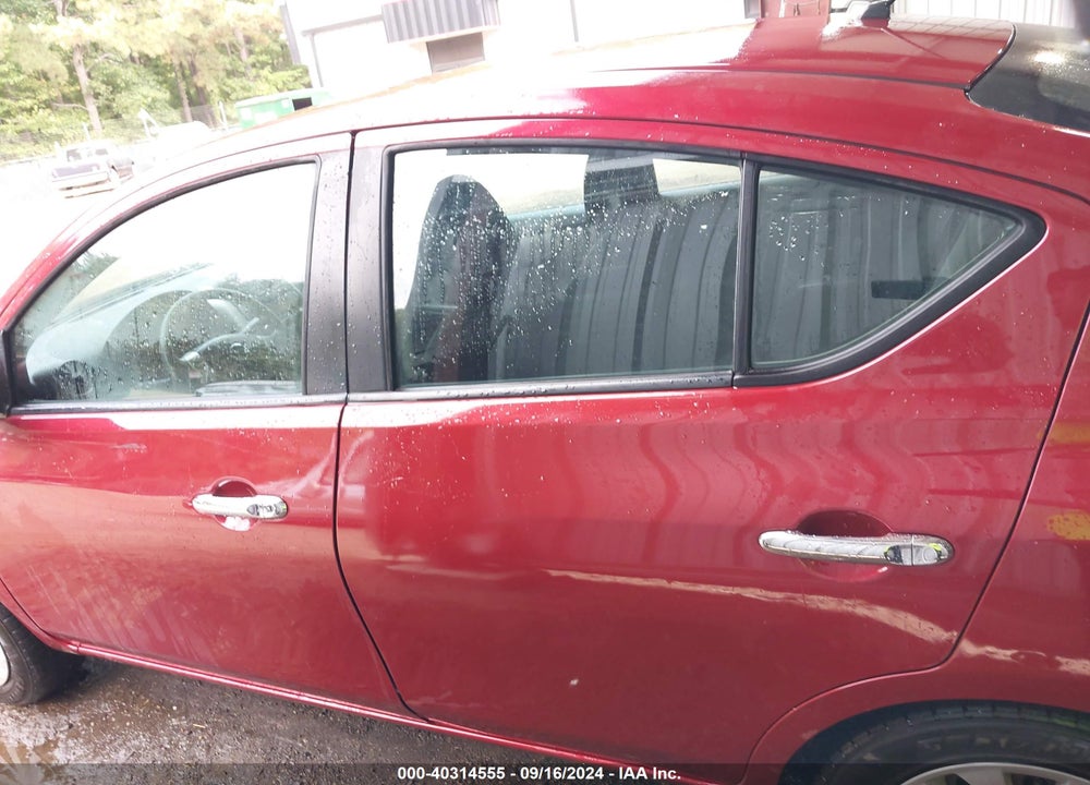 2018 NISSAN VERSA 1.6 SV VIN: 3N1CN7AP6JL852122
