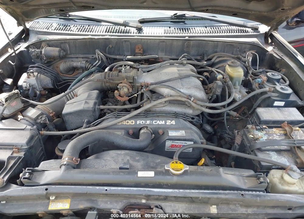1996 TOYOTA 4RUNNER SR5 VIN: JT3HN86R9T0002136