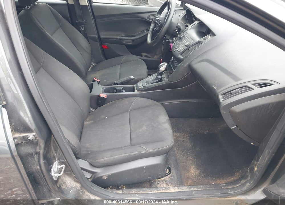 2018 FORD FOCUS S VIN: 1FADP3E24JL220482