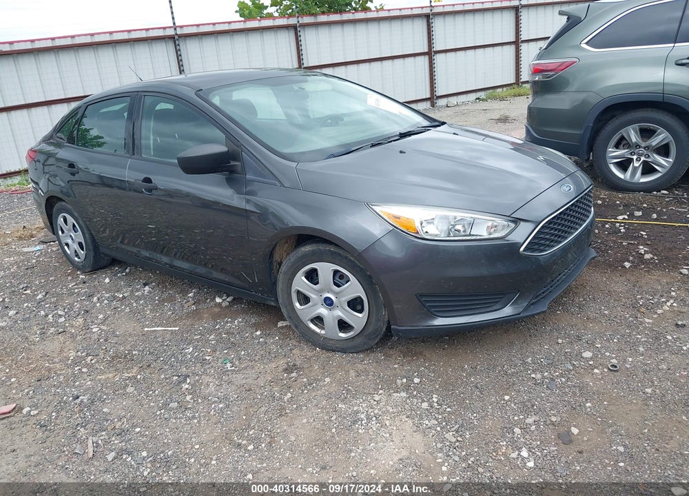2018 FORD FOCUS S VIN: 1FADP3E24JL220482