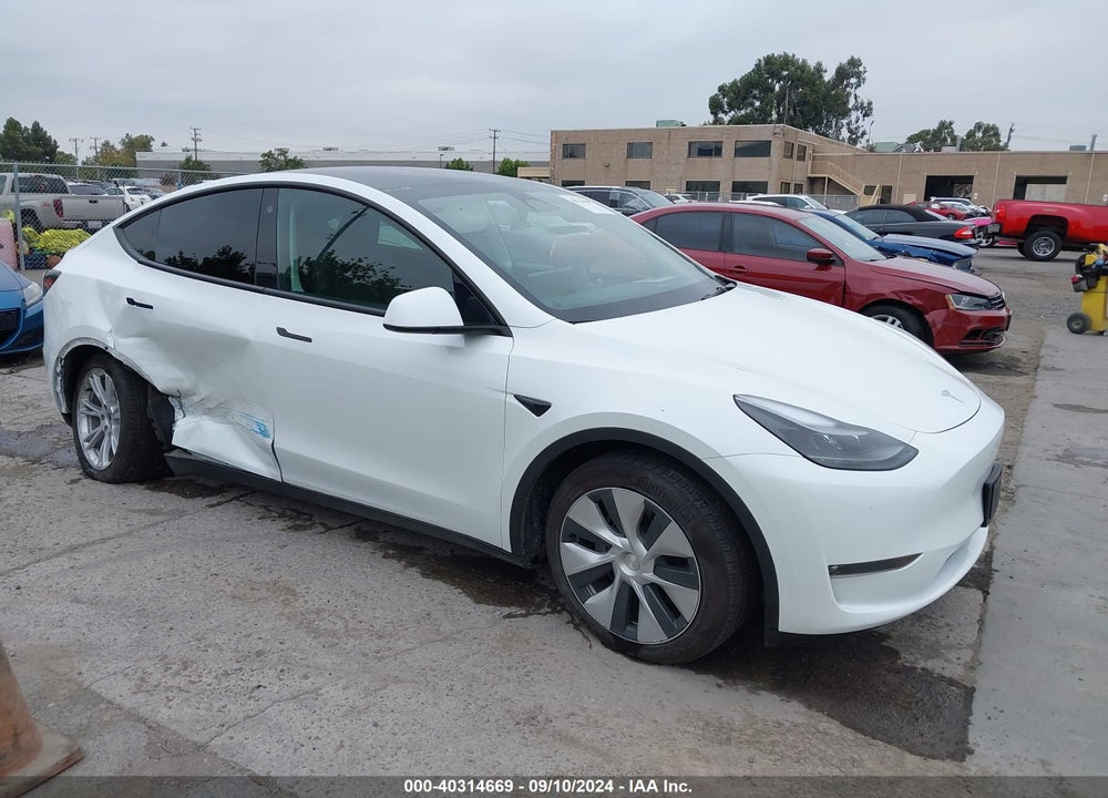 2023 TESLA MODEL Y AWD/LONG RANGE DUAL MOTOR ALL-WHEEL DRIVE VIN: 7SAYGDEE0PF749275