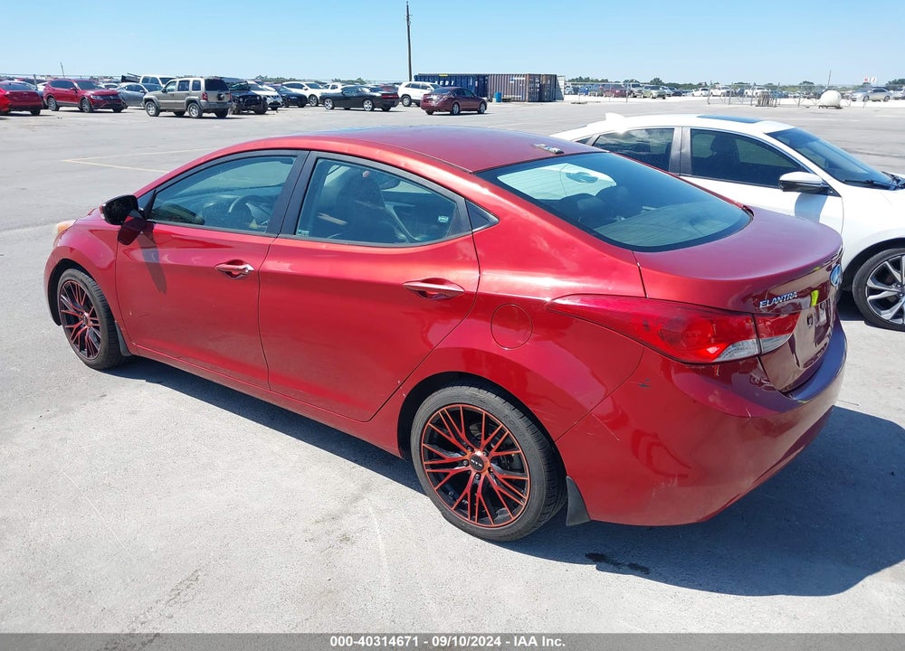 2013 HYUNDAI ELANTRA LIMITED VIN: KMHDH4AE9DU505525