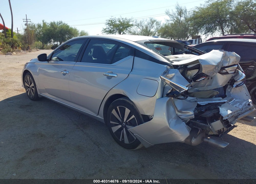 2022 NISSAN ALTIMA SV FWD VIN: 1N4BL4DV5NN348843