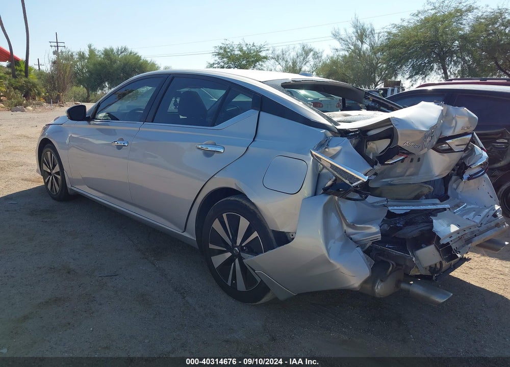 2022 NISSAN ALTIMA SV FWD VIN: 1N4BL4DV5NN348843