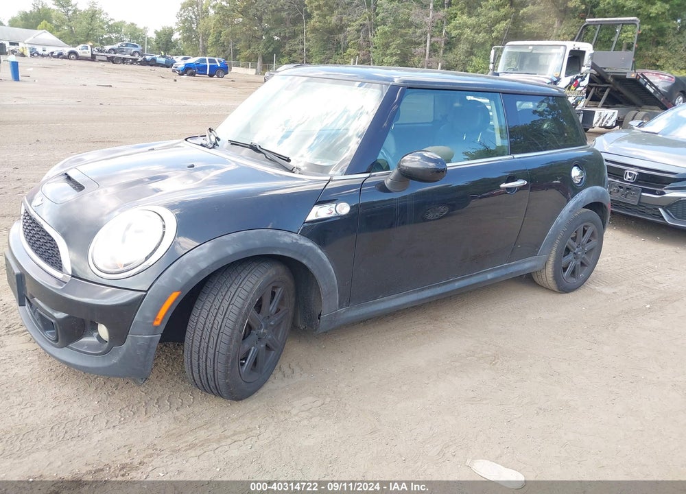 2012 MINI COOPER S VIN: WMWSV3C51CTY25340