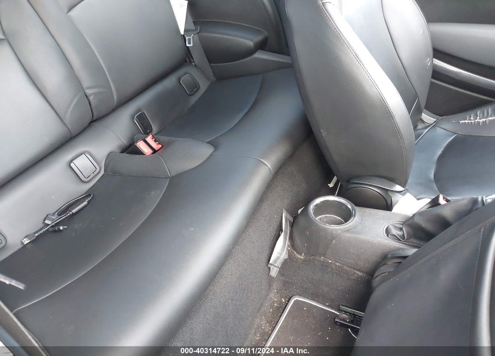 2012 MINI COOPER S VIN: WMWSV3C51CTY25340
