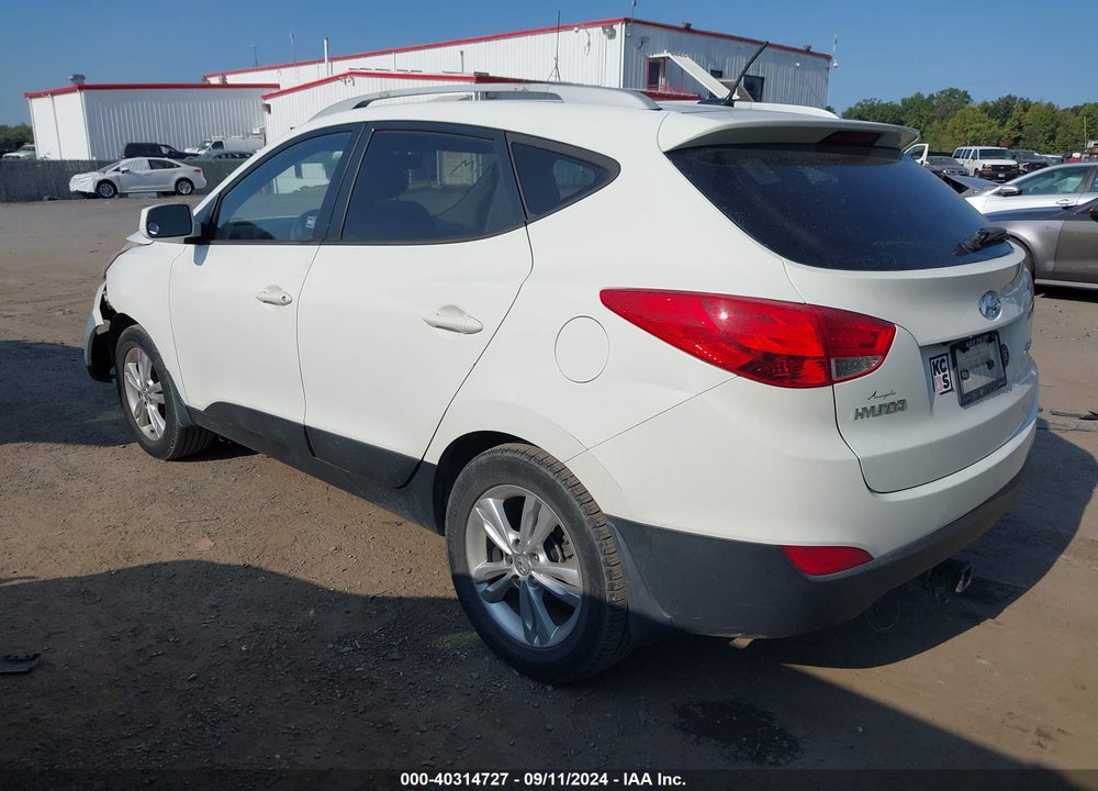 2011 HYUNDAI TUCSON GLS VIN: KM8JU3AC0BU292923