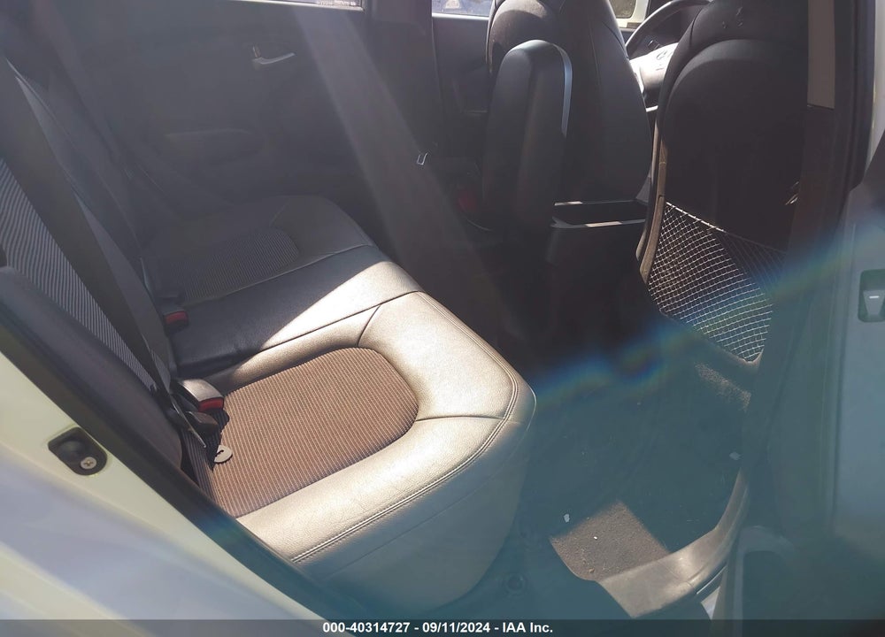 2011 HYUNDAI TUCSON GLS VIN: KM8JU3AC0BU292923