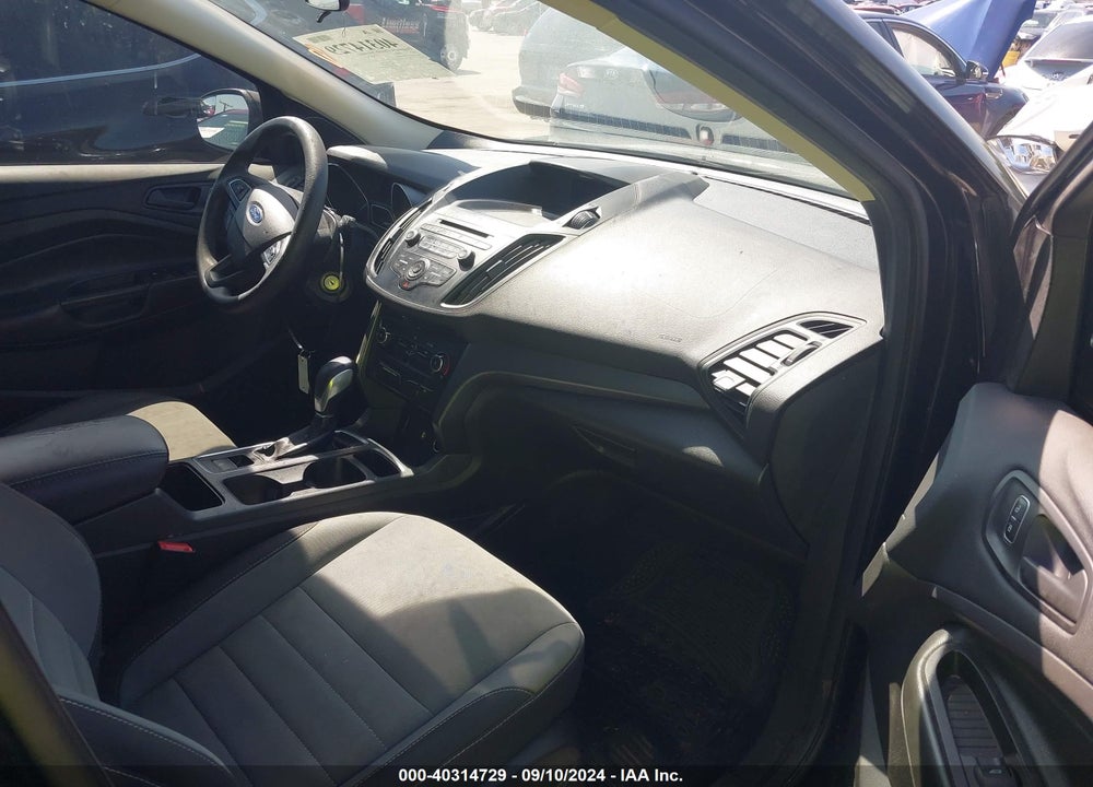 2017 FORD ESCAPE S VIN: 1FMCU0F78HUB98042