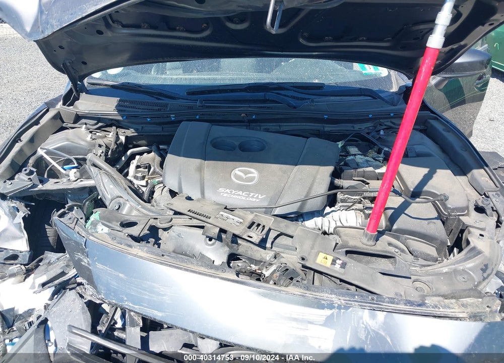2018 MAZDA 3 TOURING VIN: 3MZBN1V38JM258300