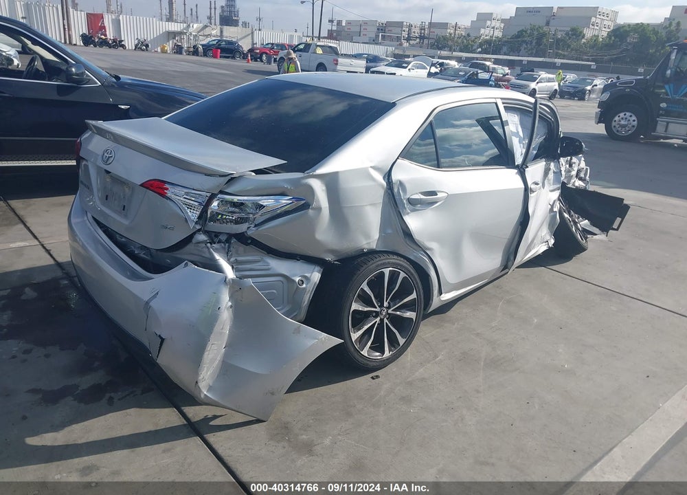 2018 TOYOTA COROLLA SE VIN: 5YFBURHE8JP787627