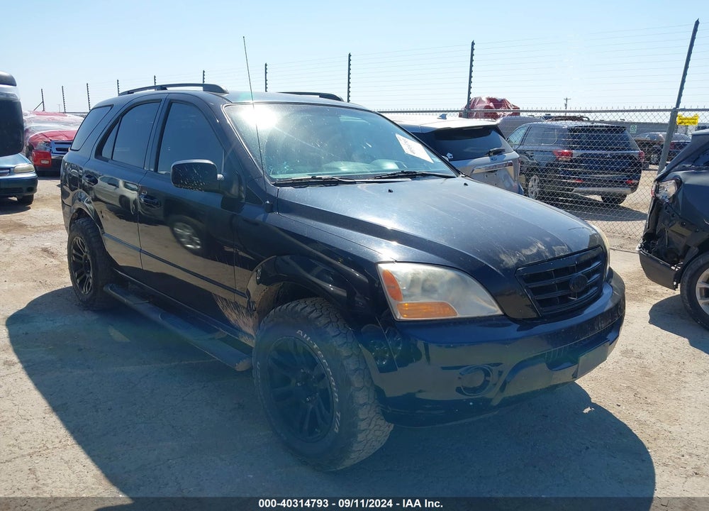 2008 KIA SORENTO LX VIN: KNDJD735785853776