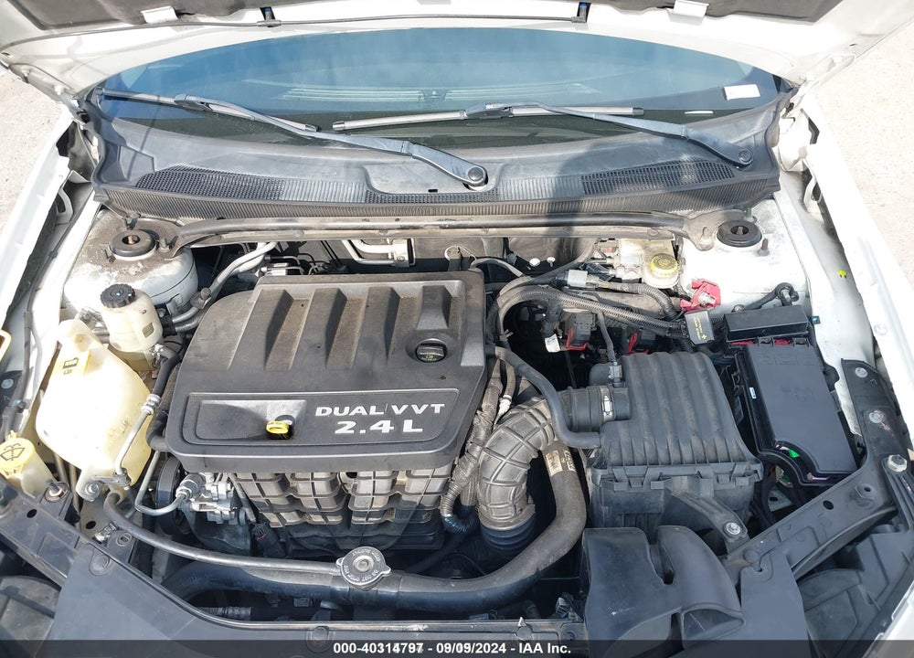 2011 CHRYSLER 200 LIMITED VIN: 1C3BC2FB4BN500953