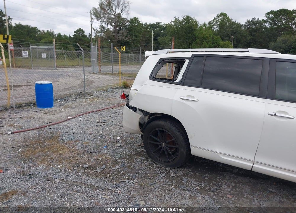 2008 TOYOTA HIGHLANDER LIMITED VIN: JTEES42A382082623