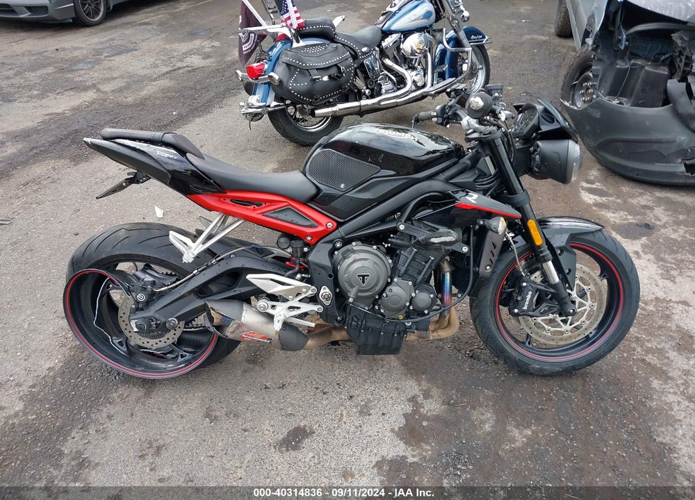 2019 TRIUMPH MOTORCYCLE STREET TRIPLE R VIN: SMTA434D0KT915554