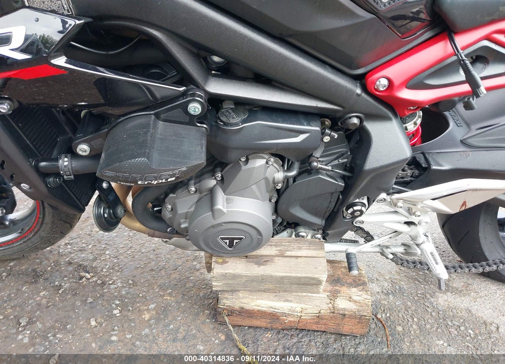 2019 TRIUMPH MOTORCYCLE STREET TRIPLE R VIN: SMTA434D0KT915554