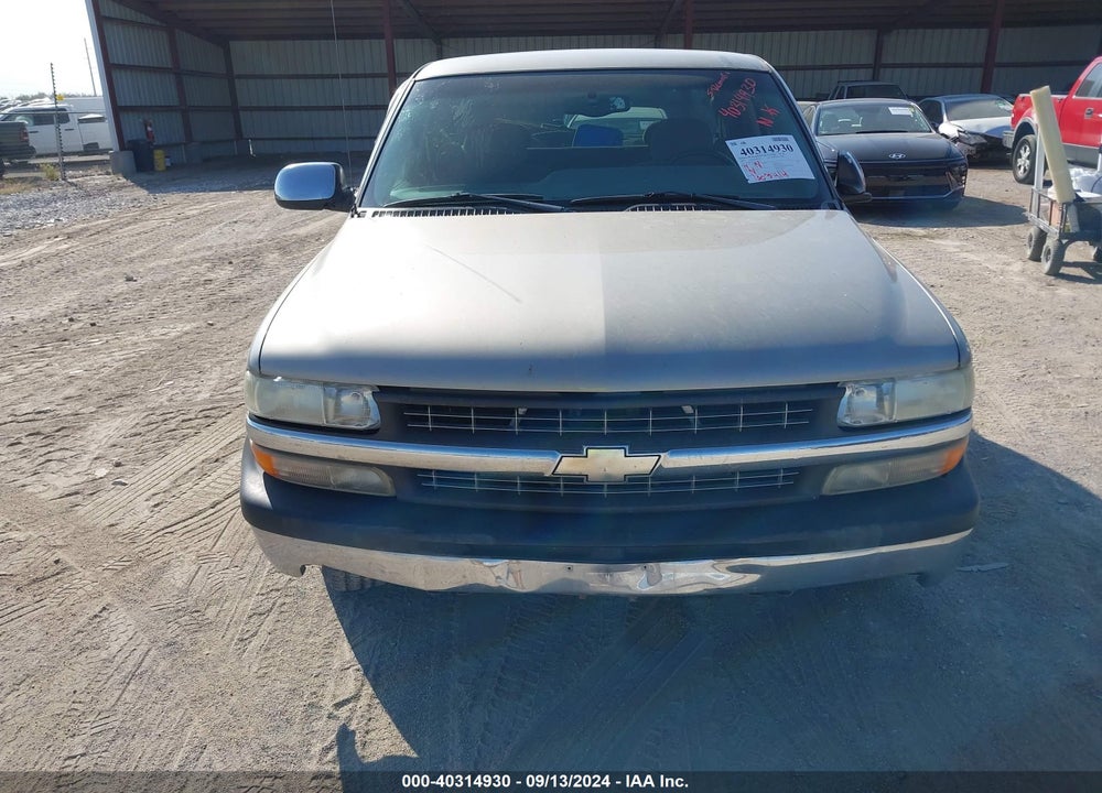 2000 CHEVROLET SILVERADO 1500 LS VIN: 2GCEC19T6Y1312114