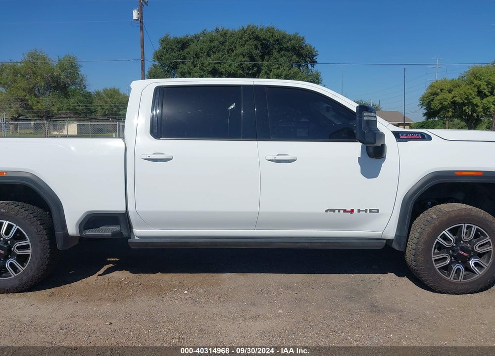 2022 GMC SIERRA 2500HD 4WD STANDARD BED AT4 VIN: 1GT49PEY1NF324240