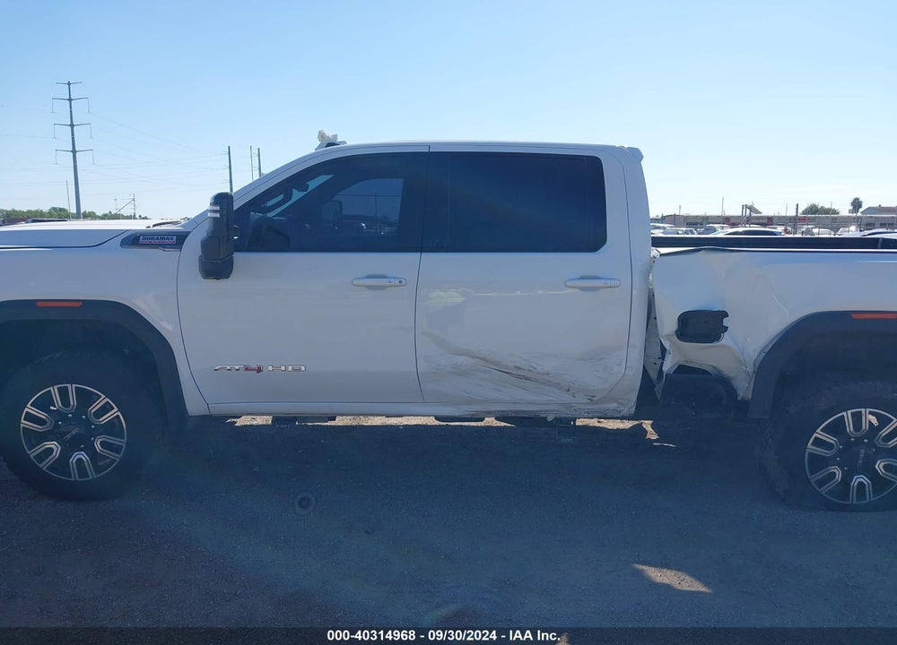 2022 GMC SIERRA 2500HD 4WD STANDARD BED AT4 VIN: 1GT49PEY1NF324240