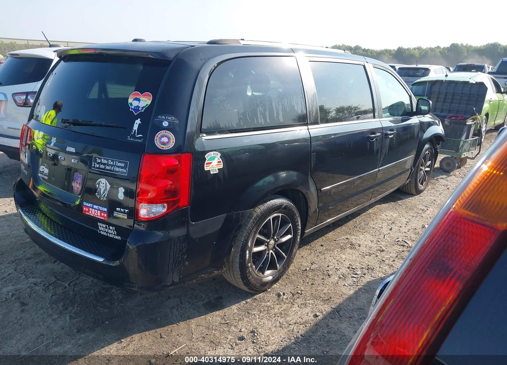 2017 DODGE GRAND CARAVAN SXT VIN: 2C4RDGCG3HR686453