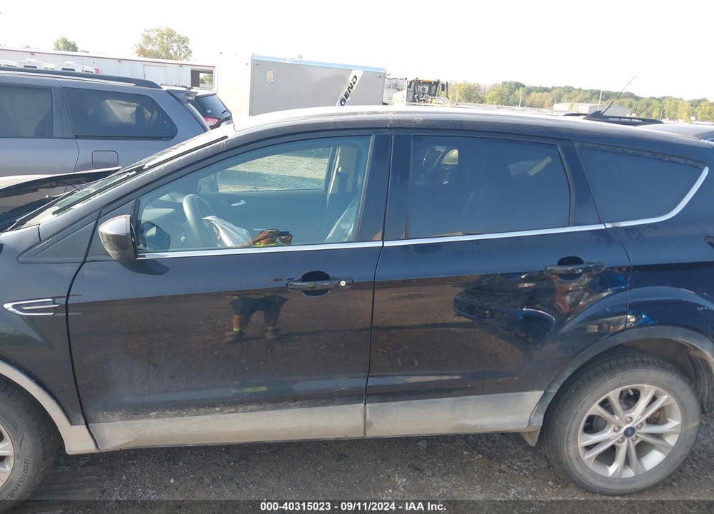 2019 FORD ESCAPE SE VIN: 1FMCU9GDXKUA98458