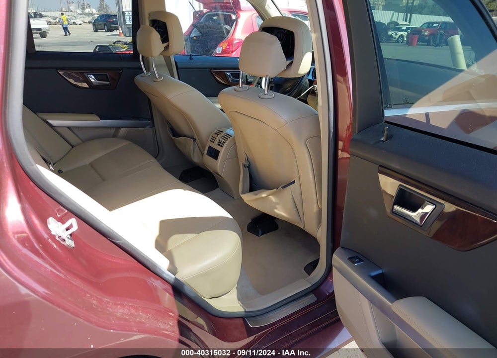 2010 MERCEDES-BENZ GLK 350 VIN: WDCGG5GBXAF420078