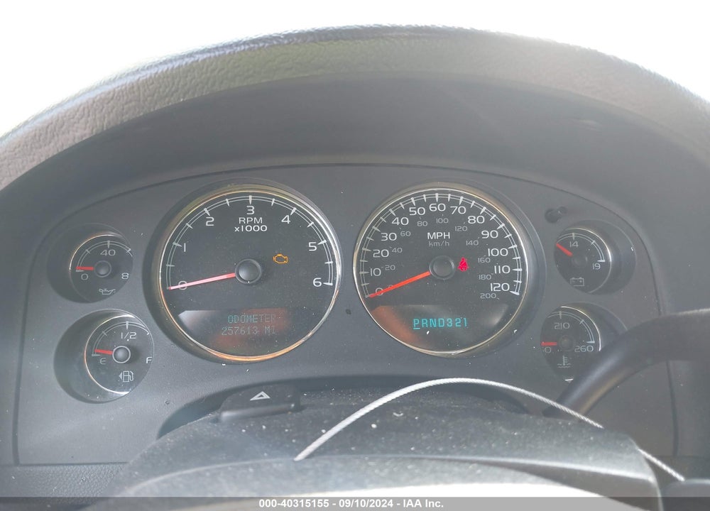 2008 CHEVROLET TAHOE LT VIN: 1GNFC13028R273233