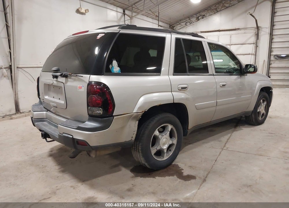 2005 CHEVROLET TRAILBLAZER LT VIN: 1GNDT13S452230350