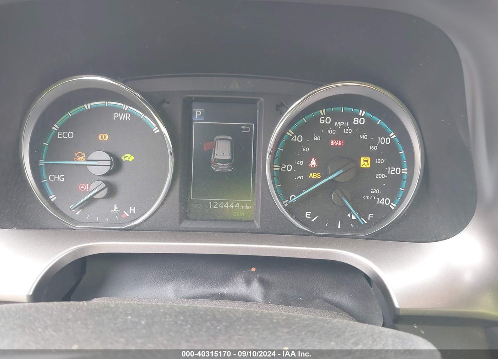 2017 TOYOTA RAV4 HYBRID SE VIN: JTMJJREVXHD077330