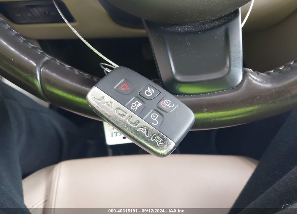 2018 JAGUAR XF 25T PREMIUM VIN: SAJBD4FX9JCY55449