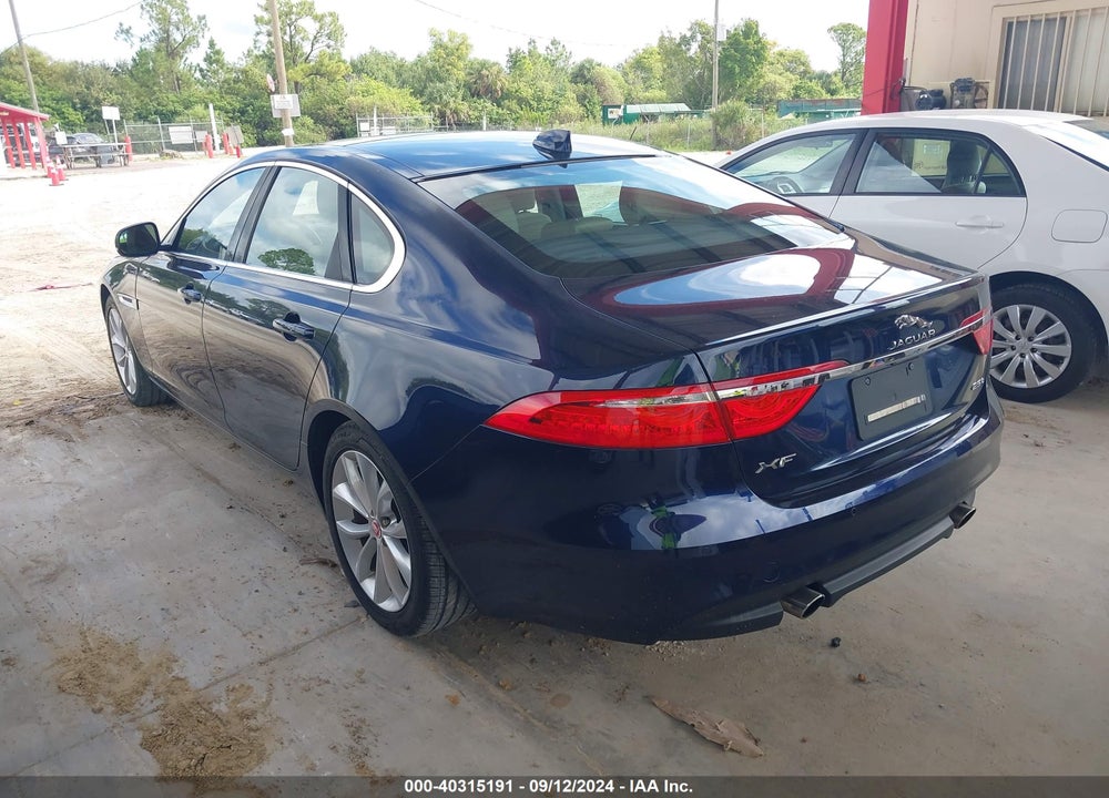 2018 JAGUAR XF 25T PREMIUM VIN: SAJBD4FX9JCY55449