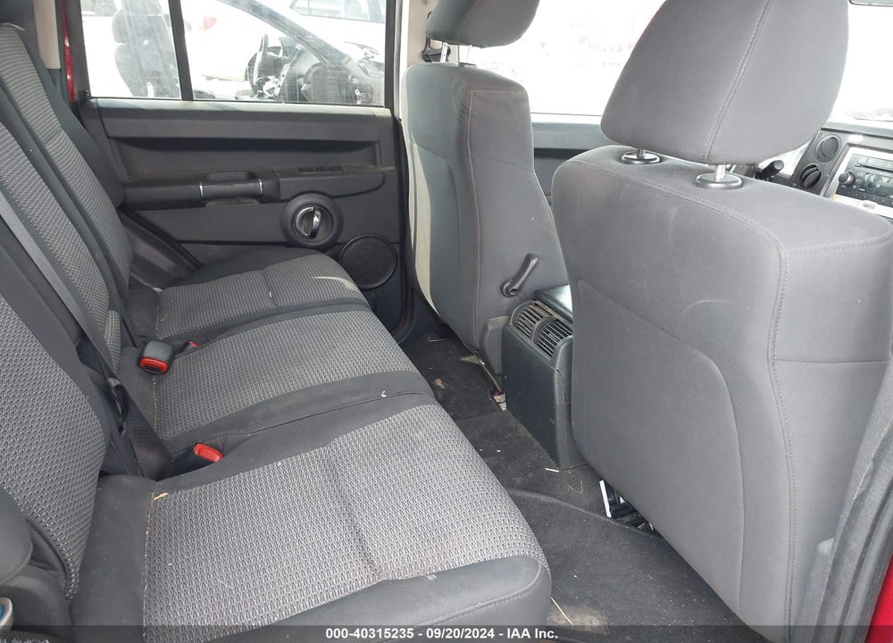 2010 JEEP COMMANDER SPORT VIN: 1J4RH4GT4AC119137