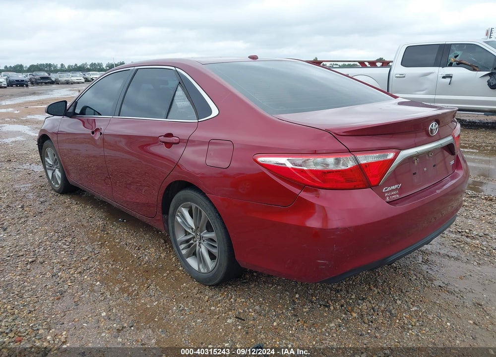 2017 TOYOTA CAMRY SE VIN: 4T1BF1FK5HU786884