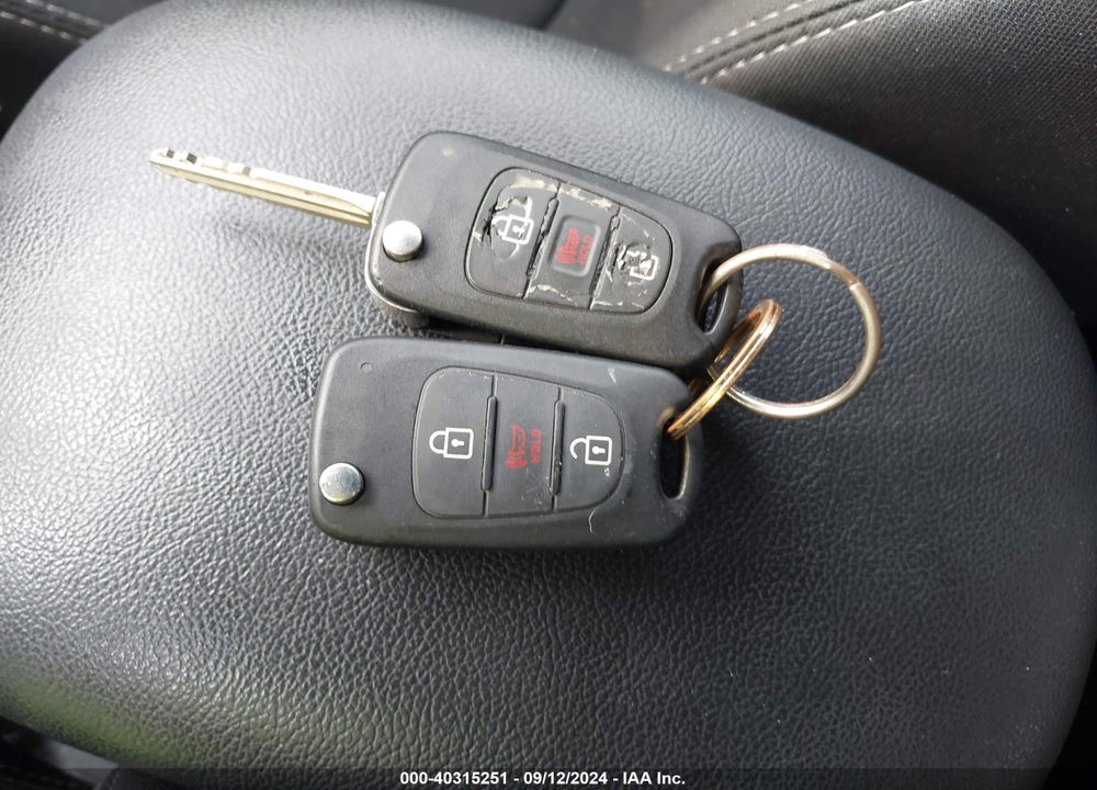 2013 KIA SOUL VIN: KNDJT2A6XD7776627