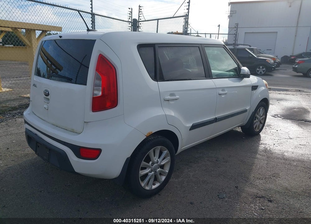 2013 KIA SOUL VIN: KNDJT2A6XD7776627