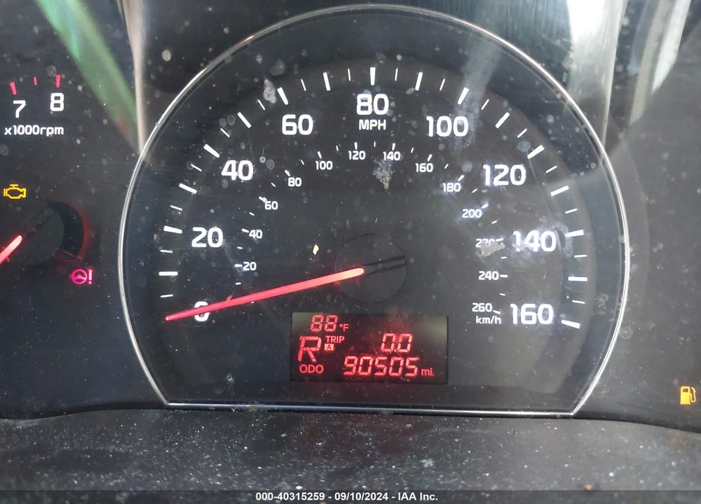 2014 KIA SORENTO LX VIN: 5XYKTCA62EG532212
