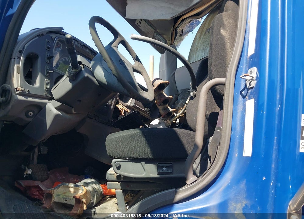 2015 FREIGHTLINER M2 106 MEDIUM DUTY VIN: 1FVACXCY2FHGK0727